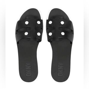 DKNY Glynn Flat Sandal 9.5